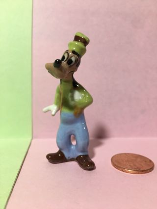 Goofy miniature figurine Disney character Hagen Renaker CA pottery Disneyland 4