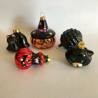 5 Small Halloween Ornaments Cats And Pumpkins