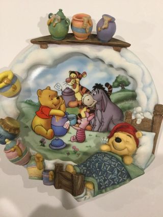 SET OF 2 VINTAGE 1998 Disney Pooh’s Sweet Dreams 3D Plates By Bradford Exchange 6