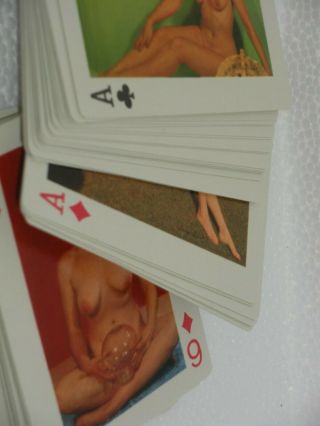 1950 ' s MODELS OF ALL NATIONS RISQUE TOPLESS PINUP PLAYING CARDS 3