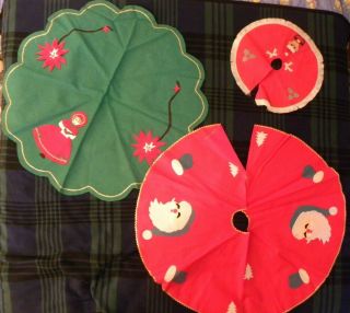 Vtg Christmas Red Tree Skirts 2 Sizes And One Green Round Table Cover