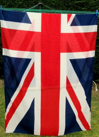 Royal Navy - Aircraft Carrier - Very Large (276 Cm) Flag - Dated 1993