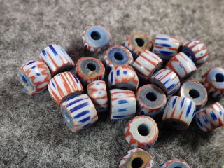 10 Old Hudson ' s Bay Comp Chevron Trade Beads Good Patina & Color 3