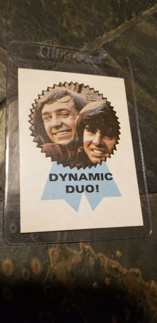 Dynamic Duo Vintage 1967 Donruss The Monkees Badge Sticker Trading Card