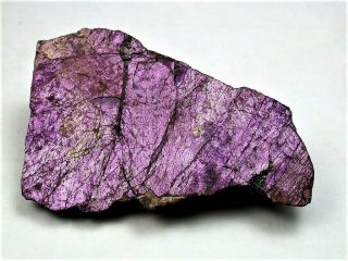 Minerals : Purple Heterosite On Front And Back From Namibia