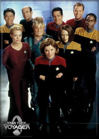 Star Trek Voyager Full Cast Image Refrigerator Magnet,