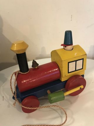 Estate Vintage Walt Disney Babes In Toyland Wood Toy Pull Locomotive Rare