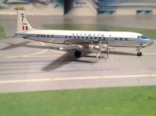 Alitalia Airlines Dc - 7 I - Duva 1/400 Scale Airplane Model Aeroclassics