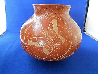 Mata Ortiz Olla Pot Vase Made By Carlos Mora Butterflies