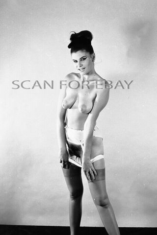 Nude 35mm Negative Busty Woman Vintage 1950 