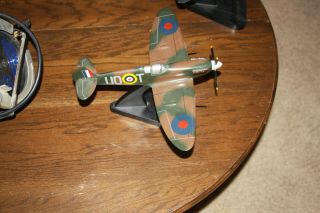 Supermarine Spitfire 1/32 Scale Model Wwii Era Fighter Plane In Cond.