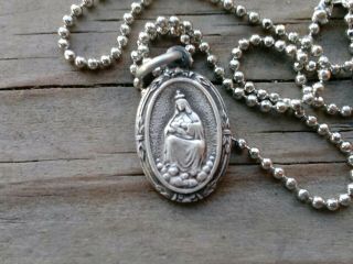 Vintage Religious Oval Medal Virgin Mary Chain Necklace Silver Tone 18 " Long