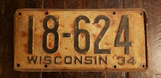 1934 Wisconsin License Plate 18 - 624 Paint.  Fast