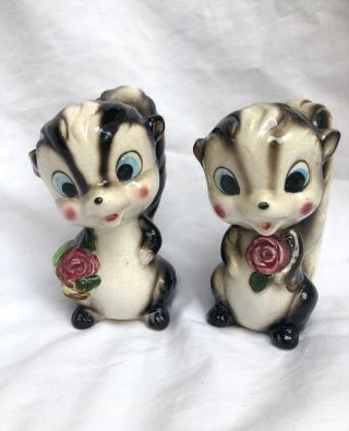 Pair Vintage Flower And Miss Skunk Disney Bambi Pottery Figures Japan Bluebelle