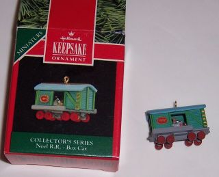 Box Train Car - Noel R.  R.  1992 - Miniature Hallmark Keepsake Ornament