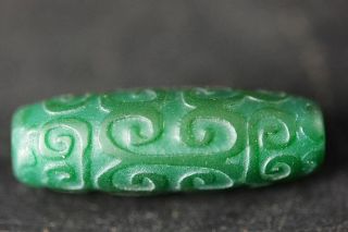 Tibetan Natural Green Agate Hand - Carved Fret Totem Dzi Bead J23
