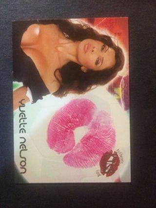 2006 Benchwarmer Authentic Lip Kiss Card: Yvette Nelson 4 Of 12