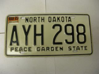 1985 85 North Dakota Nd License Plate Ayh 2989
