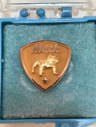 Vintage Mack Trucks 10k Gold Service Pin 3.  6 Grams