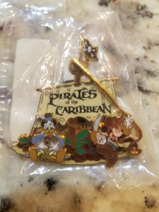 Disney Pin Cast Exclusive Pirates Of The Caribbean Pin Rare F5