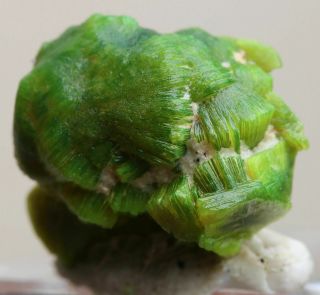2.  3g Precious Lamellar Green Autunite Crystal On Bedrock Mineral Specimen China