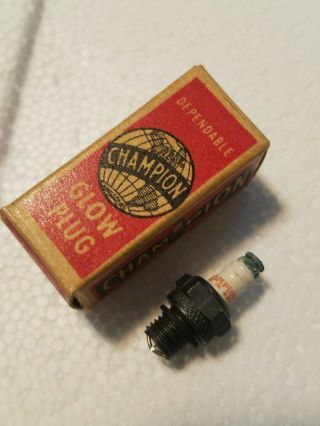 Vintage Champion Vg - 2 Spark Plug Model Gas Engine Glow Plug Old Stock