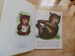 Baby Animals,  A Little Golden Book,  1973 (Children ' s Hardcover) 4