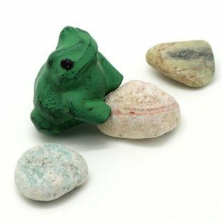 Southern Iron paperweight frog B Green 2