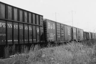 B&w Railroad Negative - B&o 475557 Auto Box Car - Wilm,  De 2 - 09 - 64