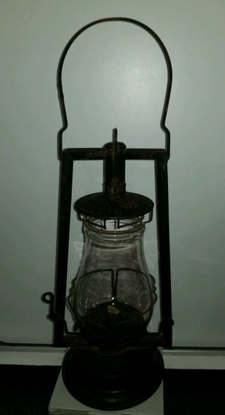 Antique C.  T.  Ham Mfg.  Co.  No.  0 Clipper Lantern Black