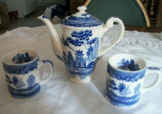 Vintage Blue Willow Teapot With Cups - Made In Japan