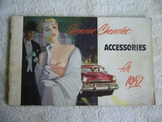 32 Page 1952 Chevrolet Accessories Brochure