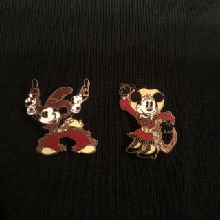Disney Vintage Two Gun Mickey Minnie Mouse Cowboy Cowgirl Cloisonne Pin Set