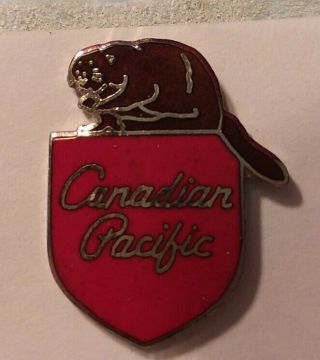 Vintage Canadian Pacific Beaver Metal Enamel Lapel Pin Railroad Train Rail Cp