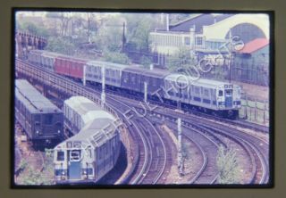 1970s Color Photo Slide Nycta El Subway 5 Train Action T13