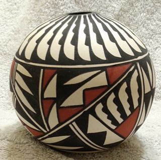 Beautifully Done Vintage Acoma Pottery Seed Jar Signed Diedra Antonio 6