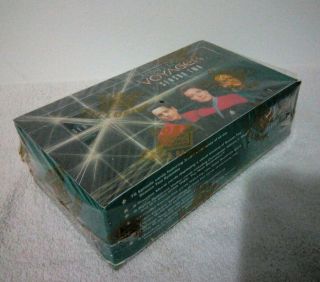 Star Trek Voyager Season 2 Collectors Cards Box Set Factory.