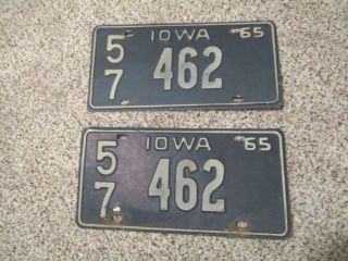 1965 Iowa Vintage Auto License Plates Matching Pair