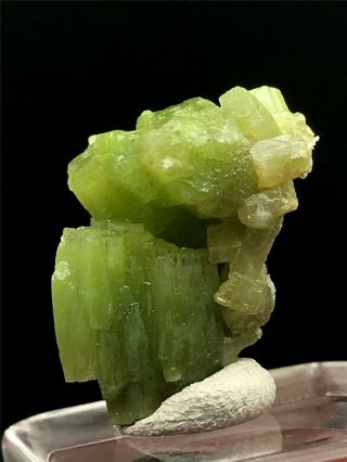 9.  3g Beautifu Natural Green Pyromorphite Crystal Cluster Rare Mineral Specimens 5