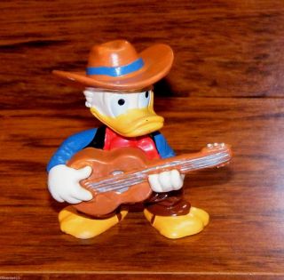 Disney Bullyland Cowboy Donald Duck Playing Guitar 2 1/2 " Tall Pvc Figure