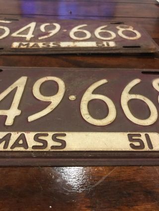 Rare 1951 Massachusetts MA Mass License Plate Pair YOM DMV Clear 549668 Patina 3