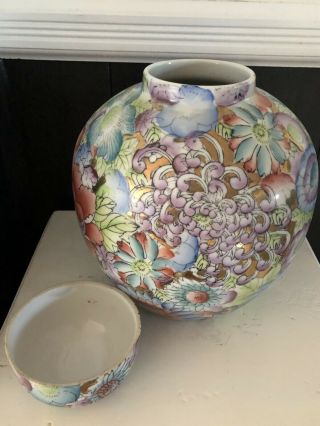 GORGEOUS Chinese Porcelain Ceramic Covered Ginger Jar & Lid Chinese Floral Urn 7