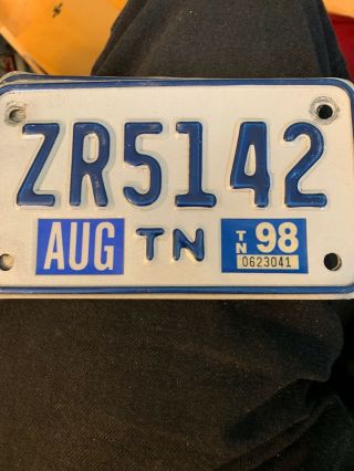 Tennessee Motorcycle License Plate 1995 - Tag 1998.  Zr - 5142.