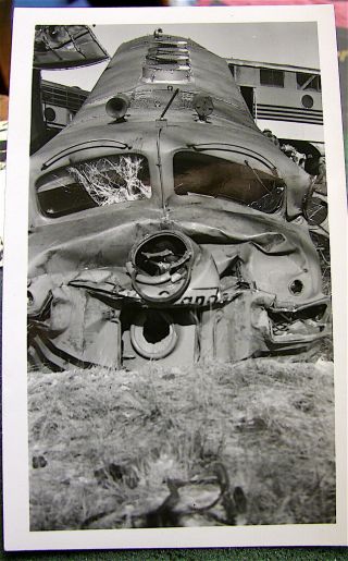 Denver & Rio Grande Western (d&rgw) - - - Diesel Engine Wreck - - Great Photo