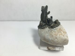 Geode With Pewter Train/Locomotive In The Desert On Top Geode Crystal Fossil 4
