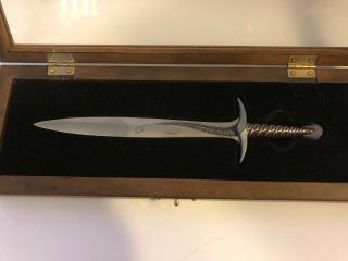LORD OF THE RINGS LOTR The Hobbit Sting Letter Opener Bilbo ' s Sword with Case 2