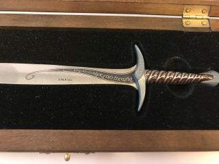 LORD OF THE RINGS LOTR The Hobbit Sting Letter Opener Bilbo ' s Sword with Case 3