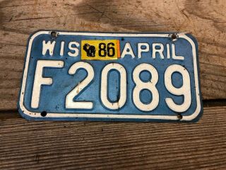 Vintage 1986 Wisconsin Motorcycle License Plate F2089