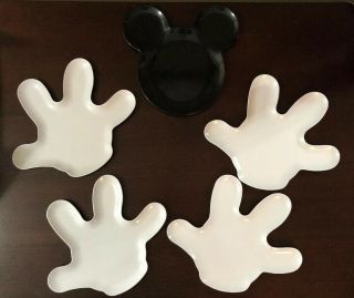 Disney Mickey Mouse Plate With Set Of 4 Hand Plates (zak Designs)