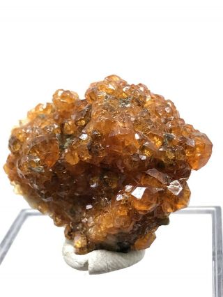 9.  4g Natural Red Spessartine Garnet Fenda Quartz Crystal Rough Mineral Specimens